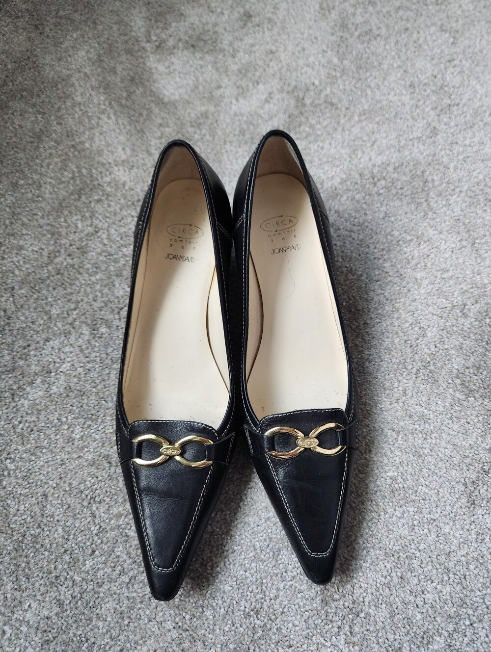 Vintage Joan & David Black Pointed Leather Kitten Pumps With Gold Chain Accent.